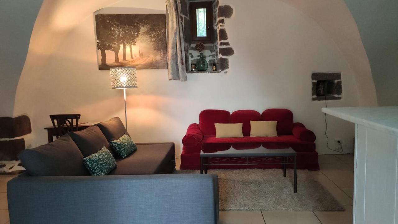 Gites Le Vieux Vinzelles Volvic Εξωτερικό φωτογραφία